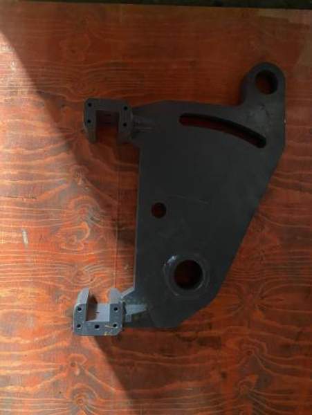 Кронштейн регулировки угла отвала лев. XCMG LiuGong