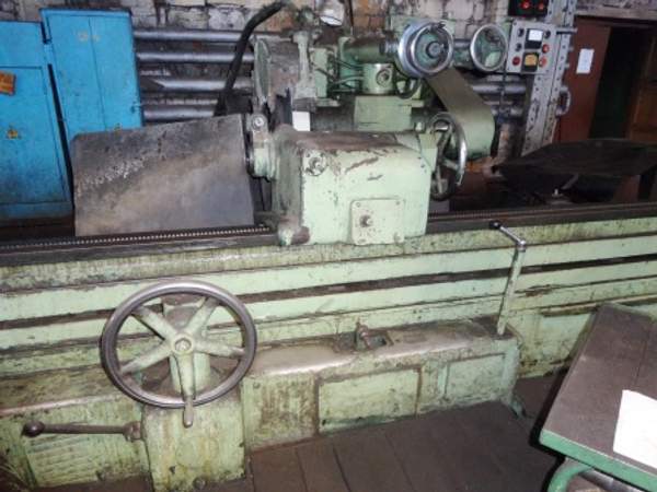 Круглошлифовальный станок 3А172