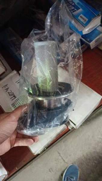 Крышка-фильтр топливного бака XCMG GR215