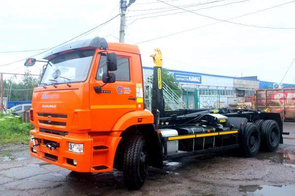 Крюковой мультилифт Palfinger на шасси КамАЗ-6520