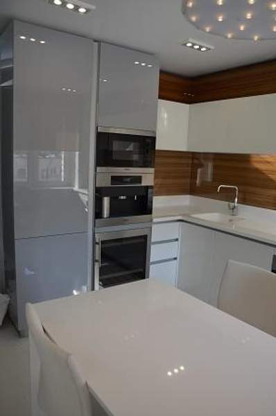 Кухонная столешница из искусственного камня