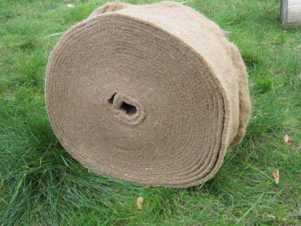 Лен джут межвенцовый в ленте. 0.10х20 м, т. 8-10 мм.