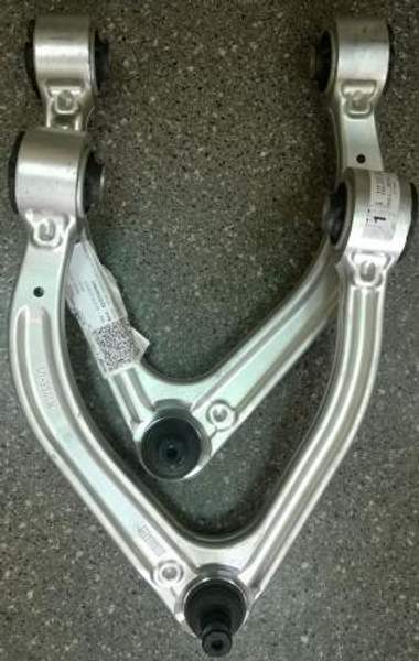 Левый поперечный рычаг на Mercedes W222 guard Z07