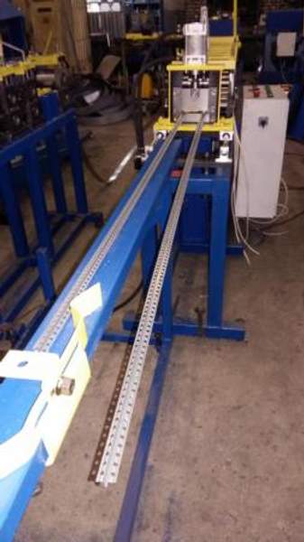 Линия для производства для изготовления маячка и уголка