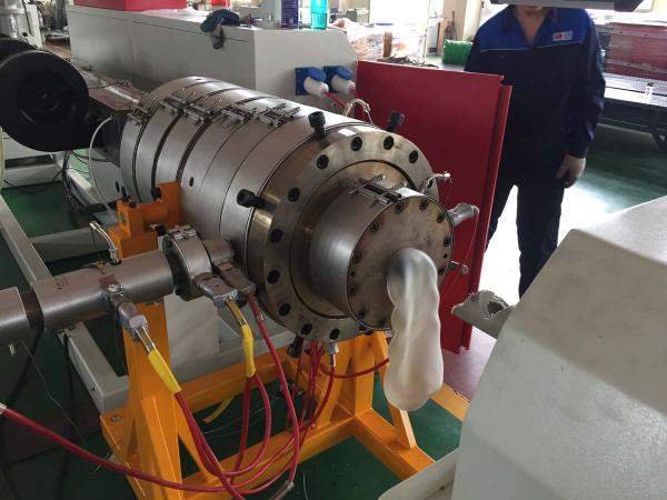 Линия для производства ПЭ труб для газоснабжения