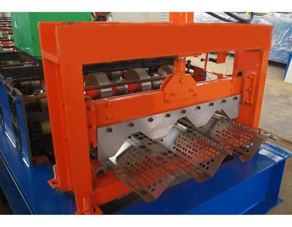 Линия для производства профиля С20 с перфорацией в Китае