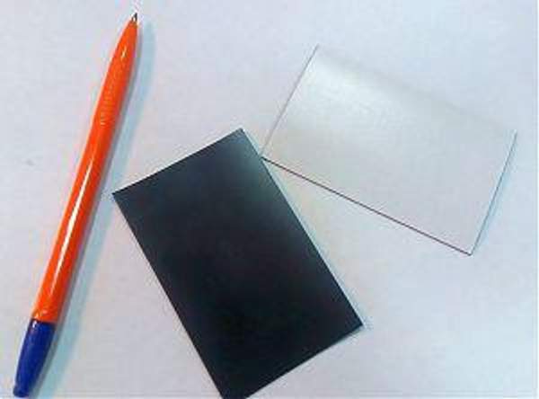 Лист магнитный с клеевым слоем 0,05 кг