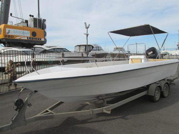 Лодка моторная, пластиковая 9 метров. Касатка-900