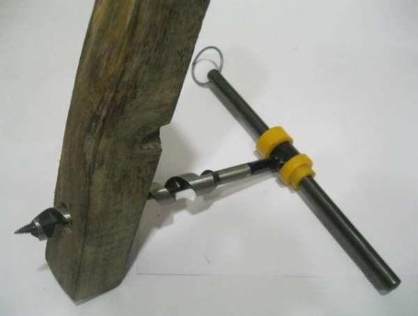 Лом наконечники латунные искробезопасные древко изолированное ЛНЛР-30-110-100