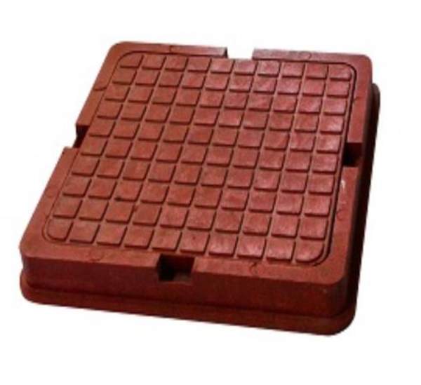 Люк полимерно-песчаный малый квадратный - красный