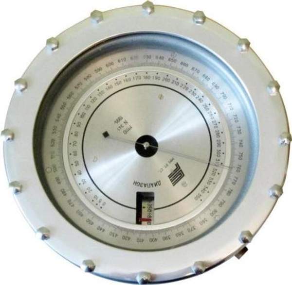 М-110 барометр-анероид