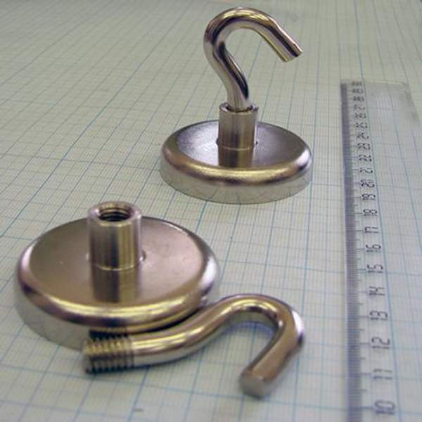 Магнитный крючок E48