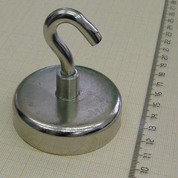 Магнитный крючок E60