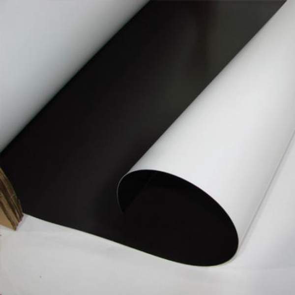 Магнитный винил с матовым ПВХ слоем 0.4мм.