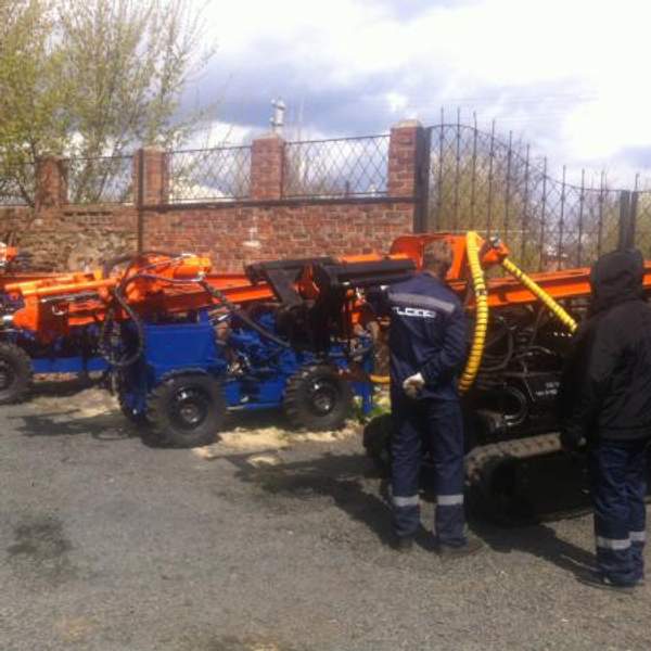 Малогабаритная Буровая установка