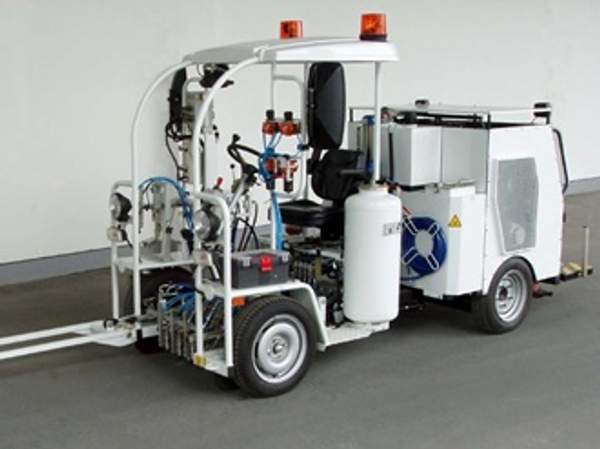 Машина дорожной разметки «Контур 300»