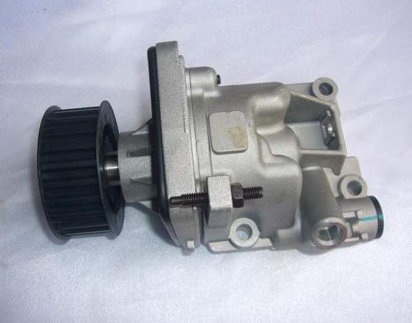 Масляный насос двигателя Deutz