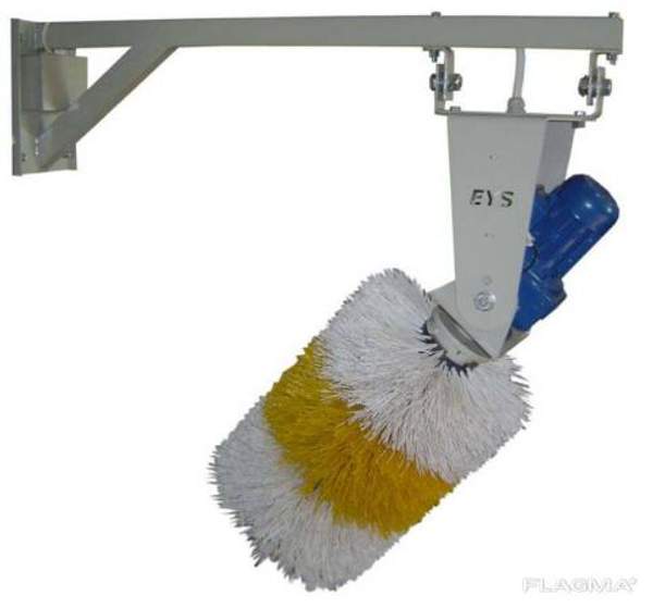 Маятниковая чесалка для КРС