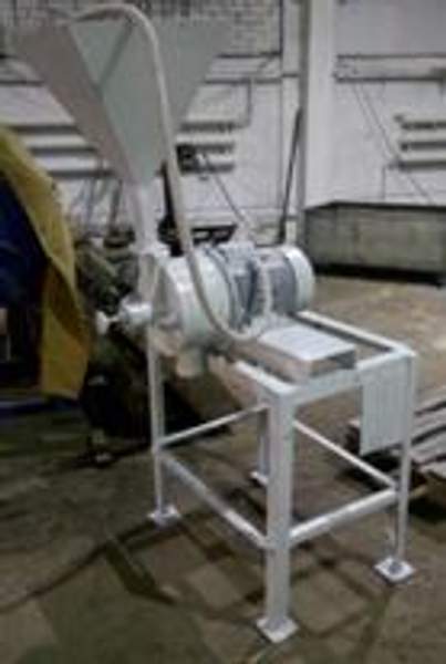 Мельница жерновая