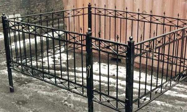 Металлическая оградка №83 - изготовим по вашим размерам