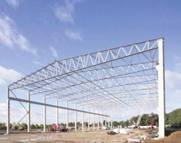 Металлоконструкция двускатного типа