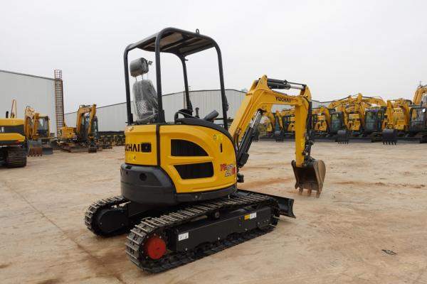 Мини экскаватор Yuchai U27