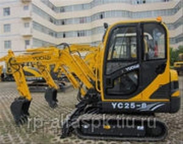Мини-экскаватор YUCHAI YC25-8