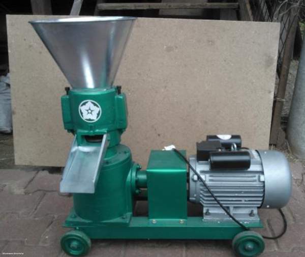 Мини гранулятор для кормов