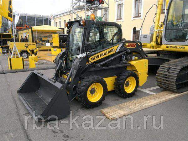 Мини-погрузчик New Holland L318