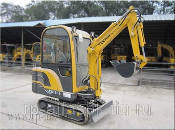 Миниэкскаватор YUCHAI YC18-8