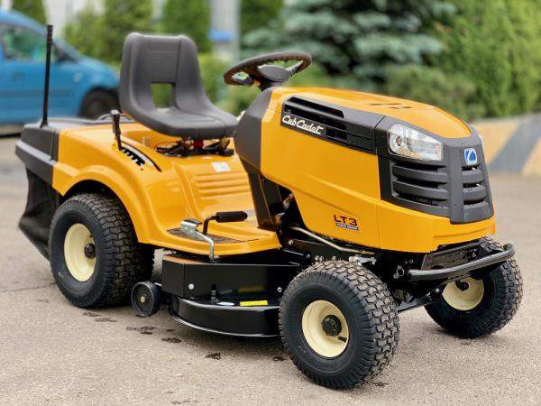 Минитрактор садовый Cub Cadet LT3 PR105