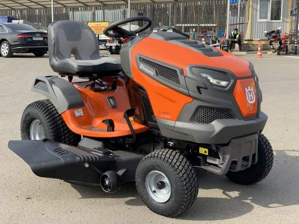 Минитрактор садовый Husqvarna TS 146TXD
