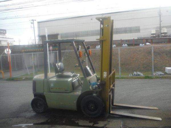 Mitsubishi FG20-F17A-03764