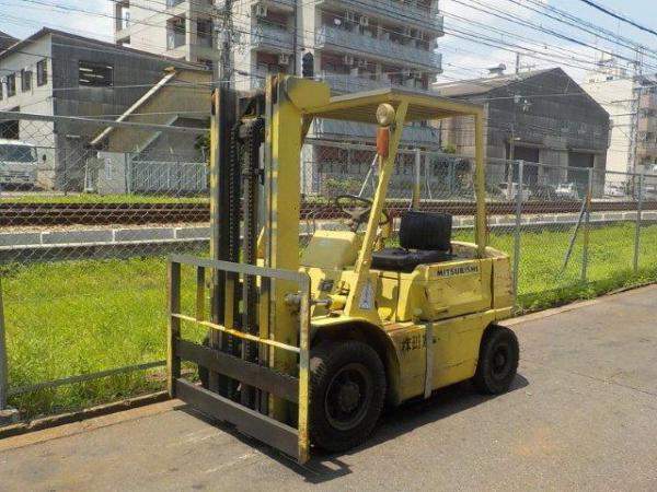 Мitsubishi FG23-F17-30009