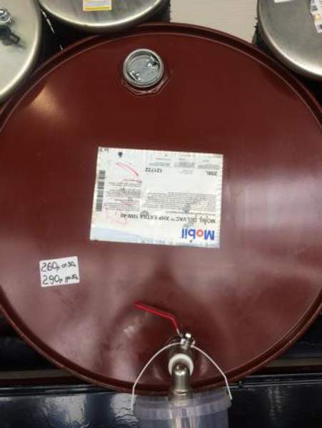 Mobil Delvac XHP Extra 10W-40 Синтетическое моторное масло