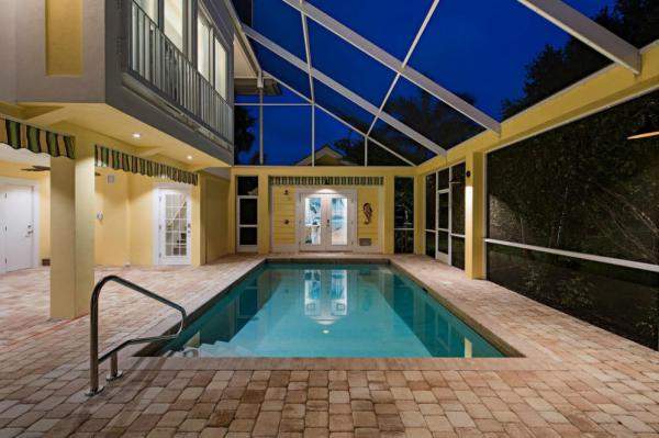 Монолитный бронзовый поликарбонат "Полигаль" лист 2,05*6,0 м - 5мм толщина