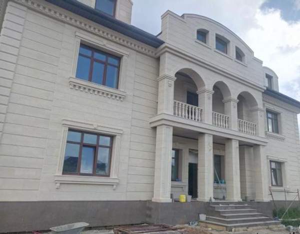 Монтаж травертина