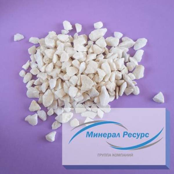 Мраморный щебень светло-серый, белый 2,5-5 мм