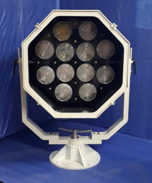 МСПЛ-ПН-500LED (12в-250в, 120Вт) - Судовой поисковый прожектор.