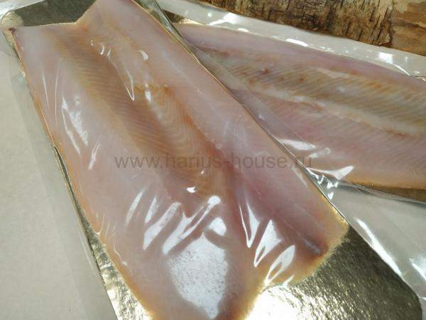 Муксун филе холодного копчения в/у (Енисей) ~ 400 гр.