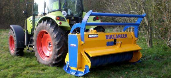 Мульчер Buccaneer Bomford
