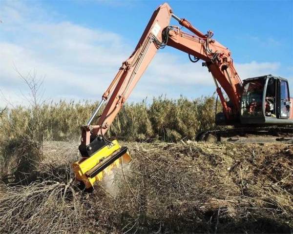 Мульчер для экскаватора 20 т