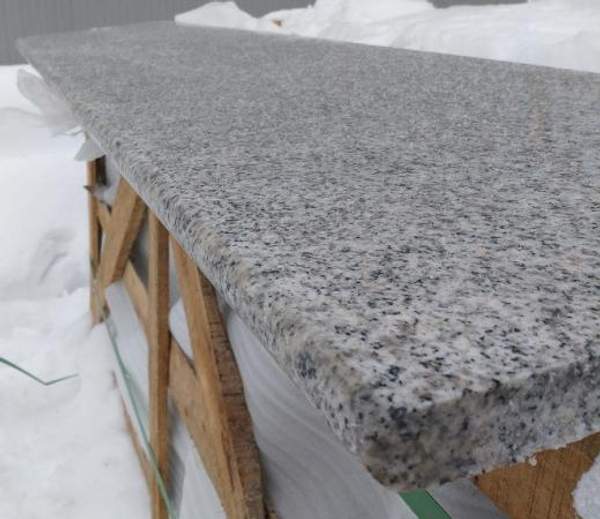 Накладные ступени. 1200*320*20. полировка. Гранит