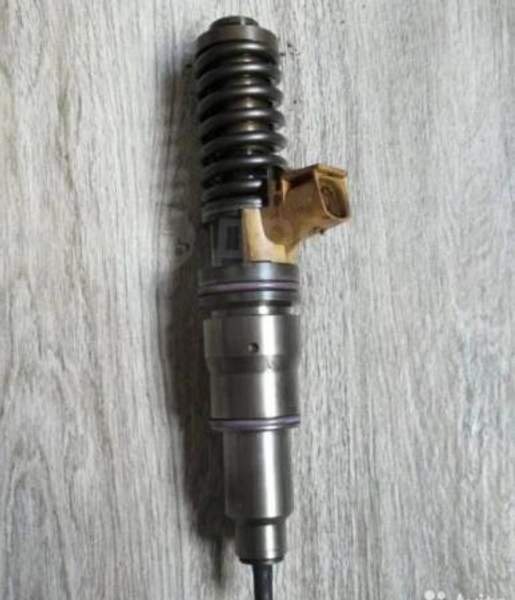 Насо с форсунки Detroit Diesel 504287106