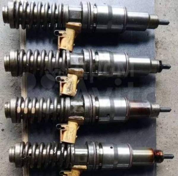 Насос форсунки Detroit Diesel 0 414 703 002