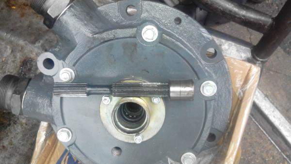 Насос откачивающий УГП 14.25.00.000 ТГМ-4, ТГМ-6