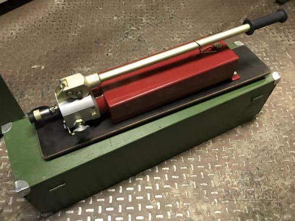 Насос ручной НХ 41.61.000-01 КРАБ