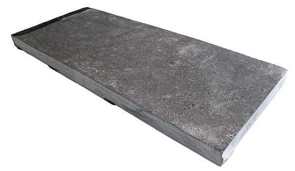 Натуральный камень, шунгит, пиленый, брусчатка 300 х 200 мм,толщина 50 мм