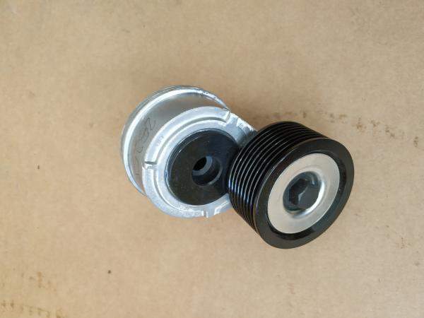 Натяжитель приводного ремня D4GA HD78