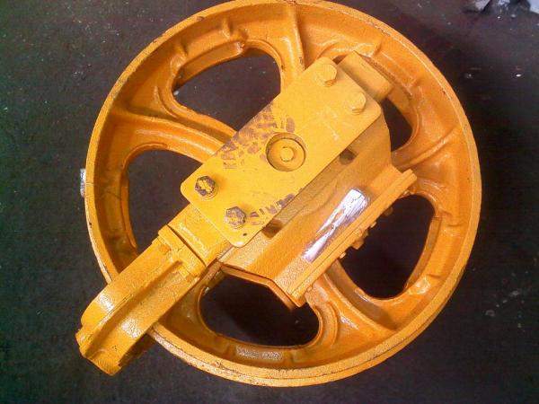 Натяжное колесо (литое) Б-10 50-21-305-01/306-01